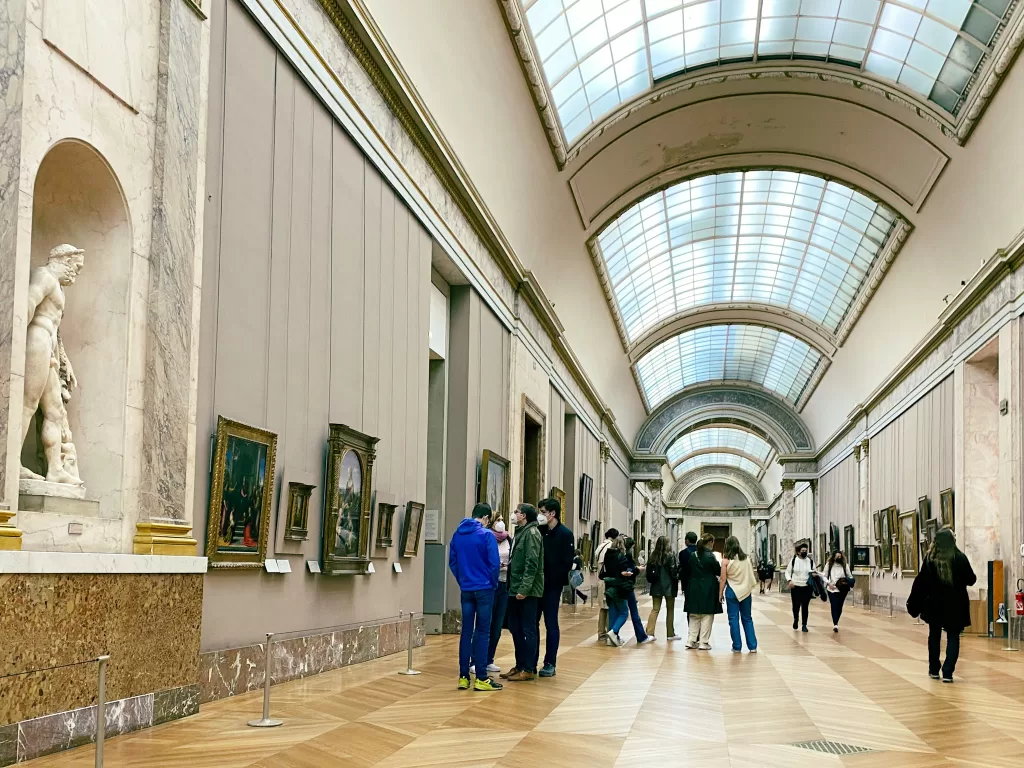 Corridor full of art at the Lourve museum