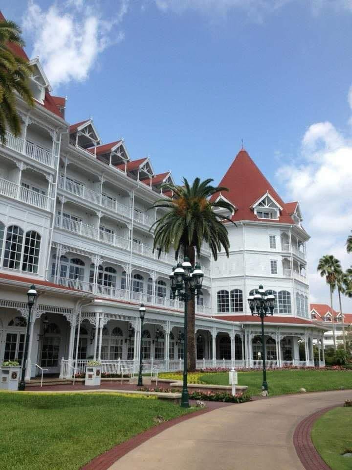 Hardest dining reservations disney world 11