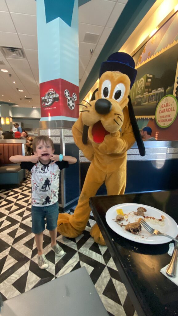 fantasmic dining package review 3 4
