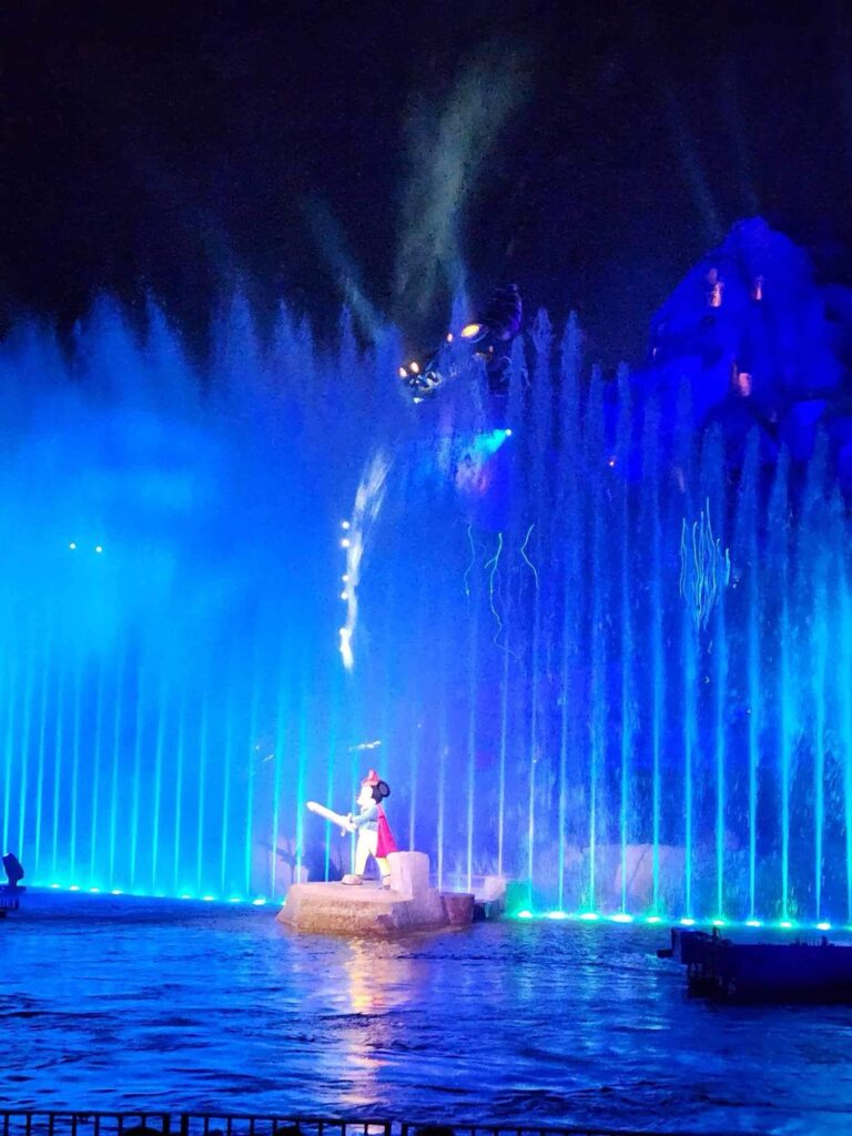 fantasmic dining package review